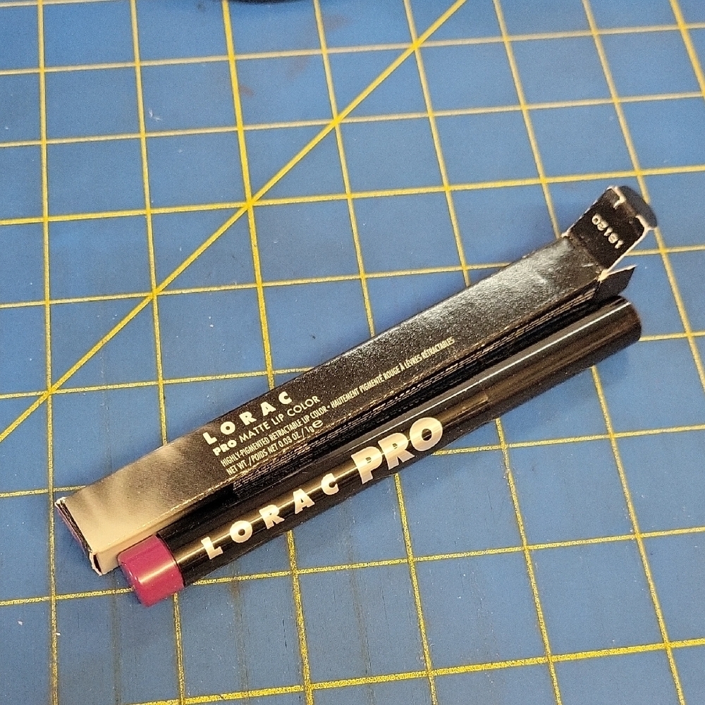 LORAC PRO Matte Lip Color 1g New In Box - Orchid